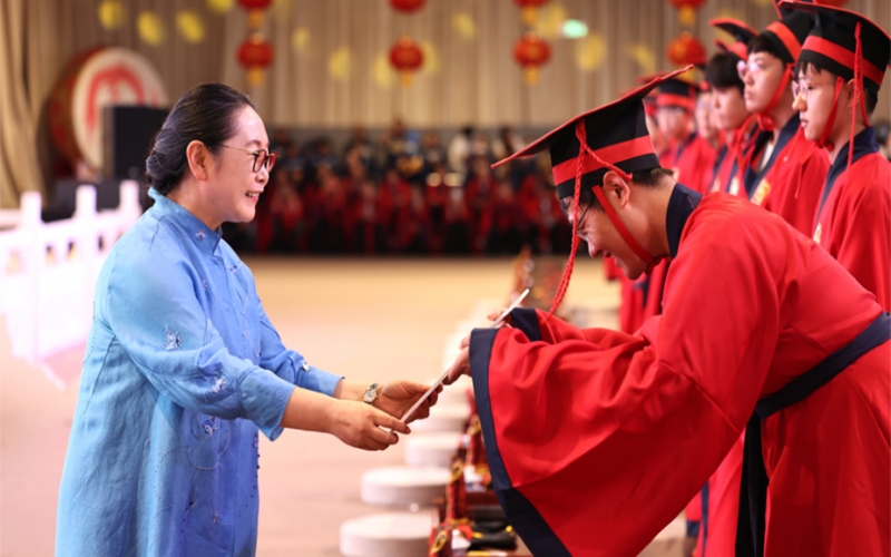 金秋揚帆，逐夢遠航！榮程學子成人禮儀式