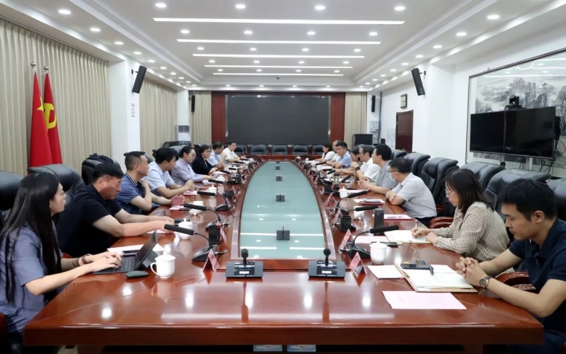 周波接待天津榮程祥泰投資控股集團有限公司、天津東疆綜合保稅區(qū)、天津市海河產業(yè)基金管理有限公司負責人一行