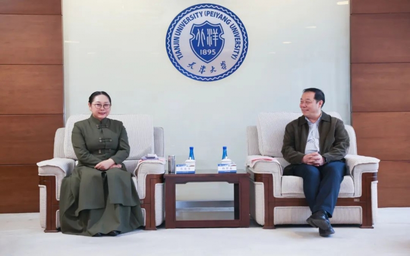 張榮華主席應邀出席天津大學創(chuàng)業(yè)大講堂活動，張君婷總裁作主題演講