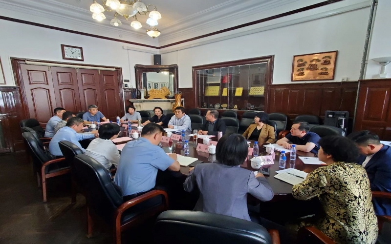 媒體鏈接 - 天津市工商聯(lián)召開學習貫徹民營經濟促進法專題座談會